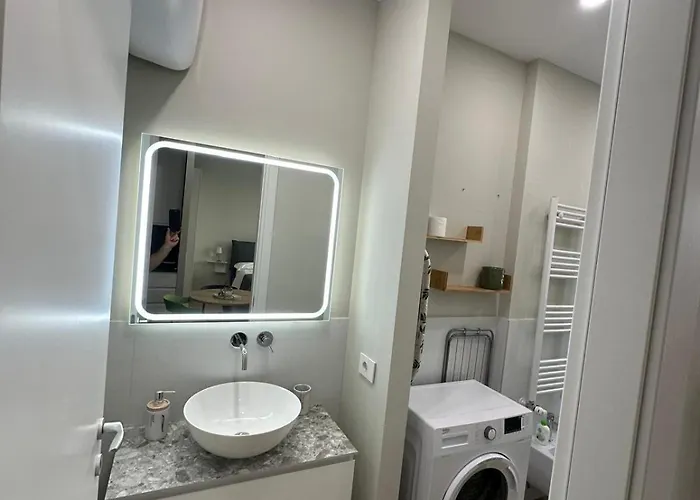 Casa San Carlo 11 Мальграте